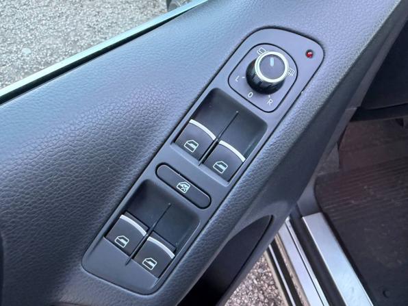 Volkswagen Tiguan I Рестайлинг с пробегом 2011 года, цена 1 025 000 рублей, 207000 км, внедорожник, Автокод Объявления