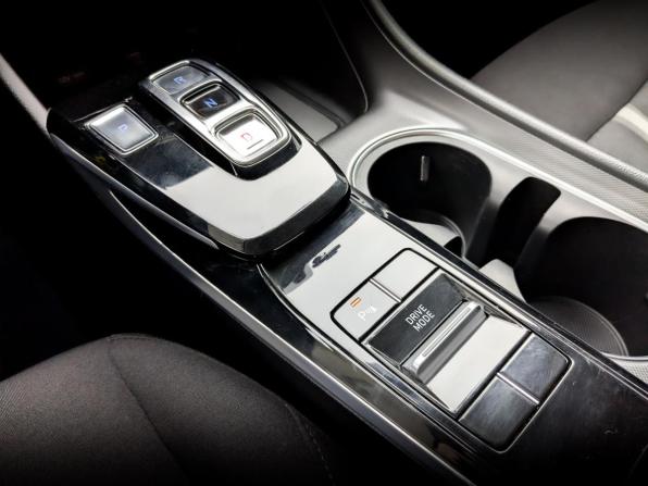 Hyundai Sonata VIII (DN8) с пробегом 2020 года, цена 2 100 000 рублей, 118526 км, седан, Автокод Объявления