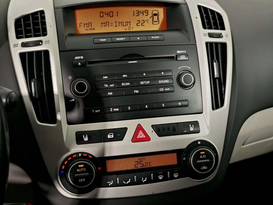 Kia Ceed I Санкт-Петербург  - изображение 16
