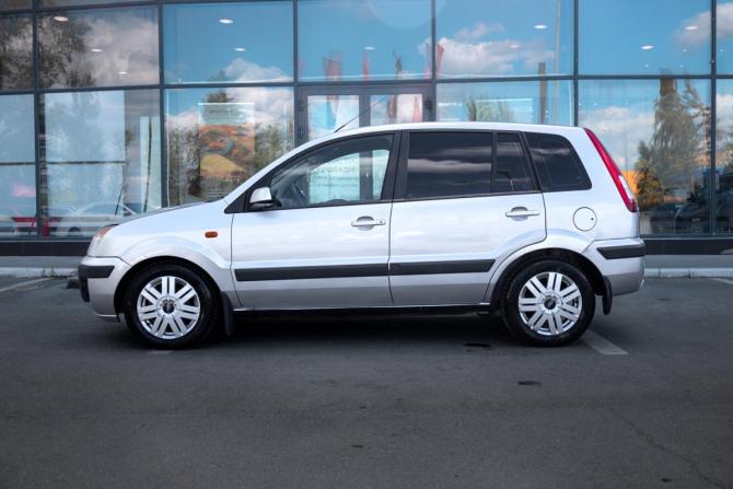 Ford Fusion I Рестайлинг с пробегом 2008 года, цена 379 900 рублей, 214810 км, хэтчбек, Автокод Объявления