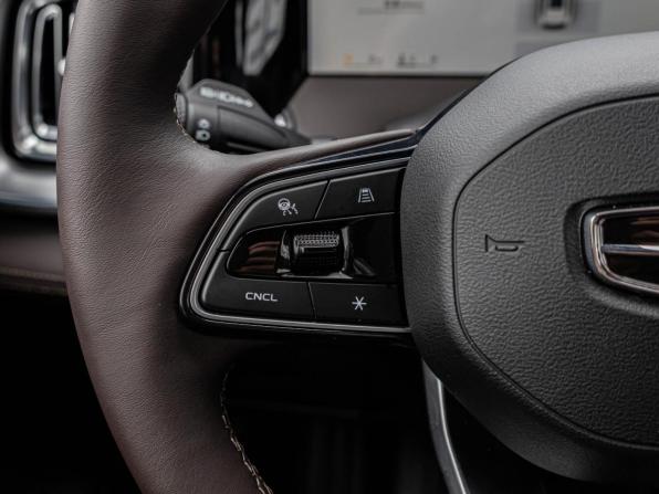 Geely Monjaro I Рестайлинг 2 с пробегом 2026 года, цена 4 220 000 рублей, 68 км, внедорожник, Автокод Объявления