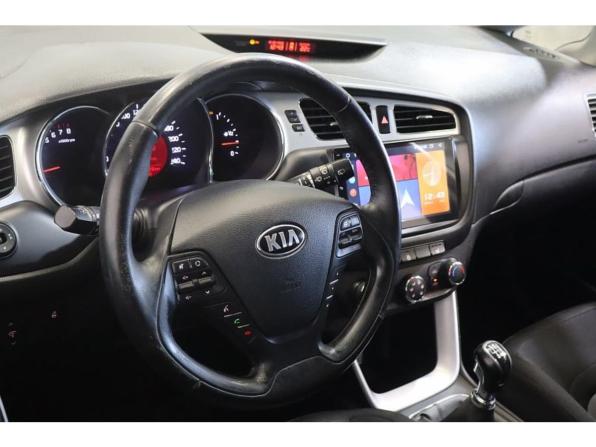 Kia Ceed II с пробегом 2013 года, цена 949 000 рублей, 113625 км, хэтчбек, Автокод Объявления