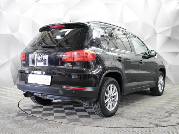 Volkswagen Tiguan I Рестайлинг с пробегом 2016 года, цена 1 594 000 рублей, 119833 км, внедорожник, Автокод Объявления
