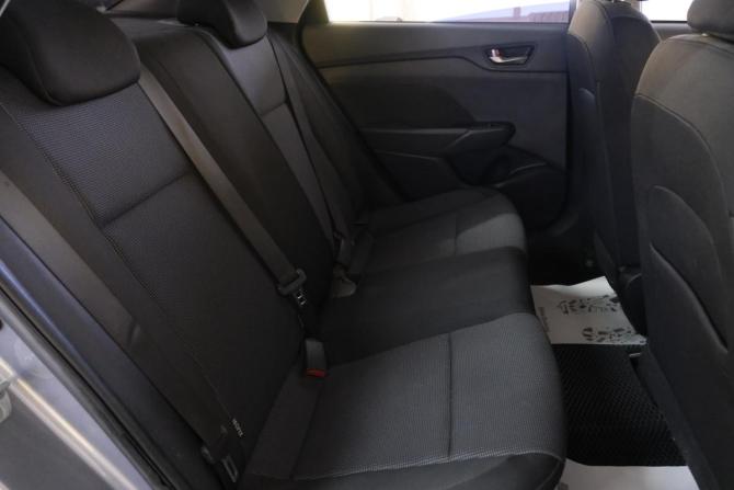 Hyundai Solaris II с пробегом 2019 года, цена 1 299 000 рублей, 200000 км, седан, Автокод Объявления
