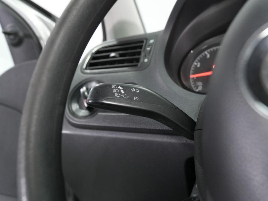 Volkswagen Polo V Рестайлинг Новосибирск  - изображение 25