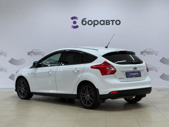 Ford Focus III с пробегом 2012 года, цена 899 000 рублей, 135178 км, хэтчбек, Автокод Объявления