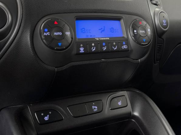 Hyundai ix35 I Рестайлинг с пробегом 2014 года, цена 1 369 900 рублей, 93000 км, внедорожник, Автокод Объявления