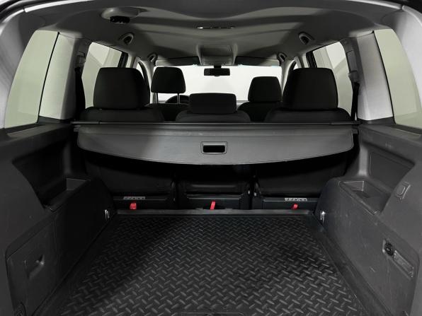Volkswagen Touran I Рестайлинг с пробегом 2010 года, цена 685 000 рублей, 127000 км, компактвэн, Автокод Объявления