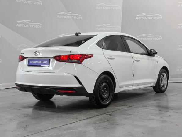Hyundai Solaris II Рестайлинг с пробегом 2020 года, цена 860 000 рублей, 149000 км, седан, Автокод Объявления