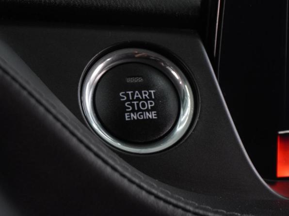 Mazda 6 III (GJ) Рестайлинг 2 с пробегом 2021 года, цена 2 449 000 рублей, 80253 км, седан, Автокод Объявления