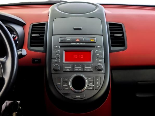 Kia Soul I Рестайлинг с пробегом 2012 года, цена 1 250 000 рублей, 66200 км, хэтчбек, Автокод Объявления