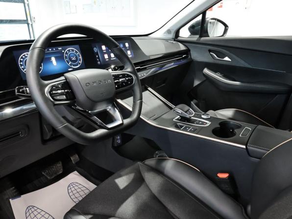 Omoda C5 I Рестайлинг с пробегом 2024 года, цена 1 975 400 рублей, 10700 км, внедорожник, Автокод Объявления
