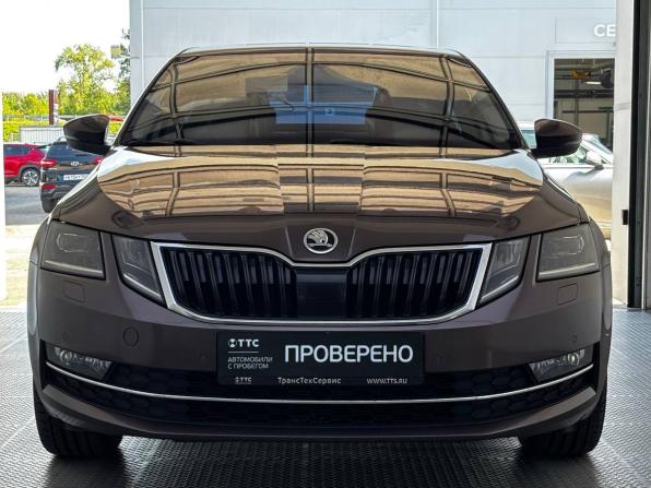 Skoda Octavia III (A7) Рестайлинг с пробегом 2017 года, цена 1 785 000 рублей, 130656 км, лифтбек, Автокод Объявления