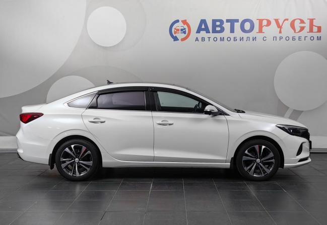 Changan Eado Plus с пробегом 2023 года, цена 1 349 000 рублей, 53720 км, седан, Автокод Объявления