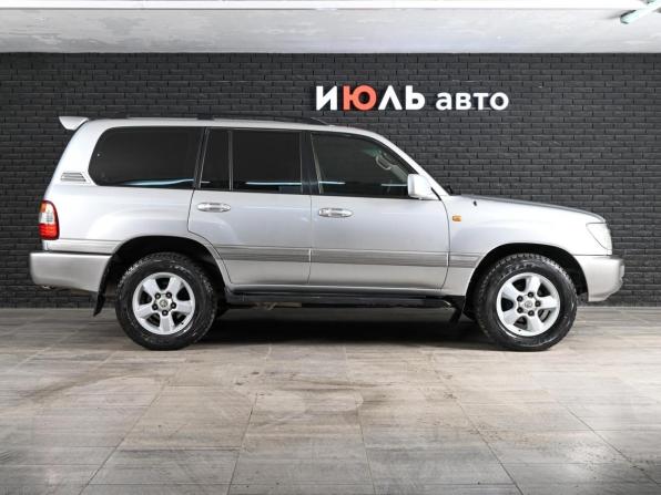 Toyota Land Cruiser 100 Series Рестайлинг 2 с пробегом 2006 года, цена 2 045 000 рублей, 204219 км, внедорожник, Автокод Объявления