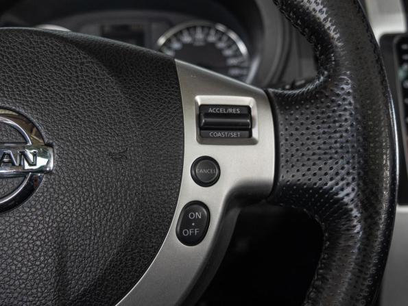 Nissan X-Trail II Рестайлинг с пробегом 2011 года, цена 1 300 000 рублей, 215849 км, внедорожник, Автокод Объявления
