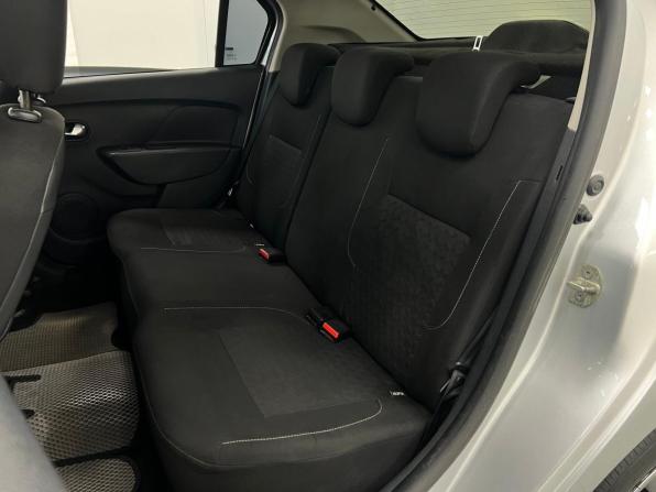 Renault Logan II с пробегом 2015 года, цена 630 000 рублей, 227000 км, седан, Автокод Объявления