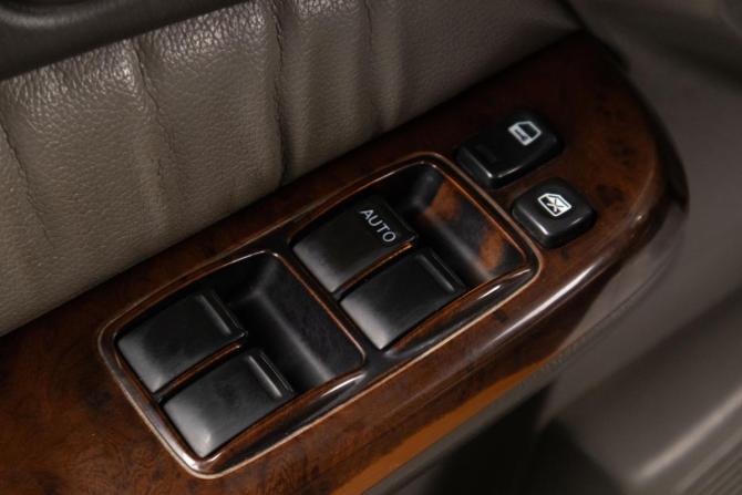 Nissan Patrol V (Y61) с пробегом 2000 года, цена 1 379 000 рублей, 272000 км, внедорожник, Автокод Объявления