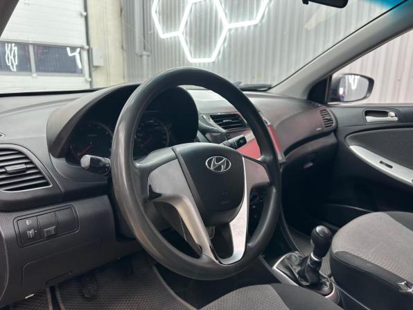 Hyundai Solaris I с пробегом 2011 года, цена 570 000 рублей, 262694 км, седан, Автокод Объявления