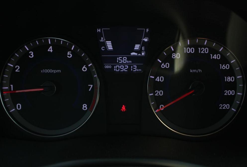 Hyundai Solaris I Саратов  - изображение 13