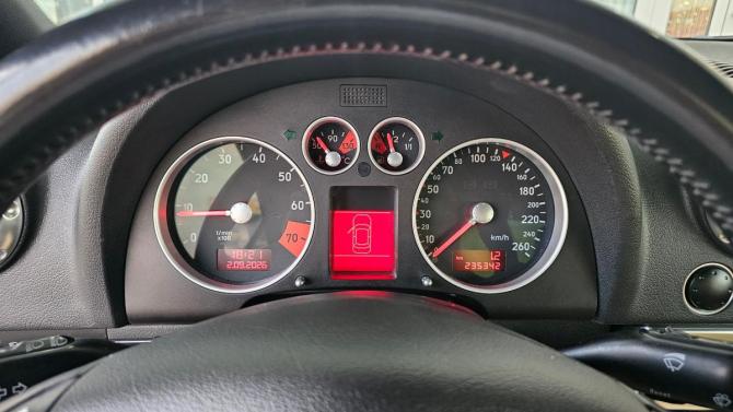 Audi TT I (8N) Рестайлинг с пробегом 2004 года, цена 899 000 рублей, 235400 км, купе, Автокод Объявления
