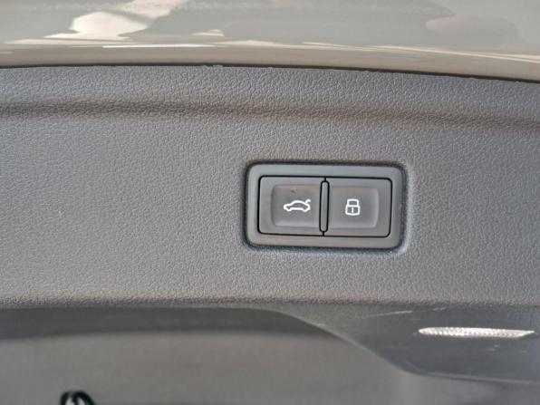 Audi A5 II (F5) Рестайлинг с пробегом 2019 года, цена 3 736 000 рублей, 101001 км, лифтбек, Автокод Объявления