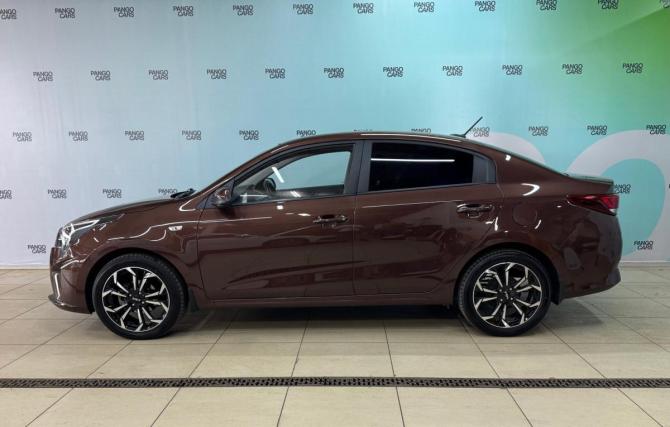 Kia Rio IV Рестайлинг с пробегом 2021 года, цена 1 602 000 рублей, 131541 км, седан, Автокод Объявления