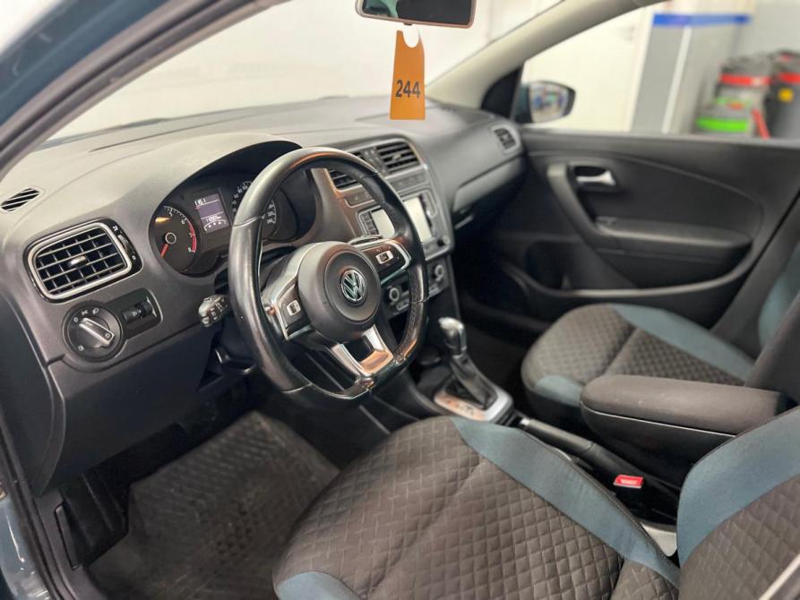 Volkswagen Polo V Рестайлинг Санкт-Петербург  - изображение 9