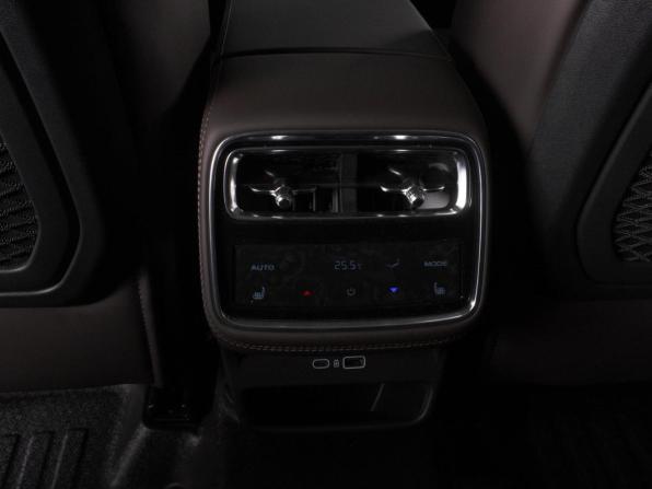 Geely Monjaro I Рестайлинг 2 с пробегом 2026 года, цена 4 466 000 рублей, 60 км, внедорожник, Автокод Объявления