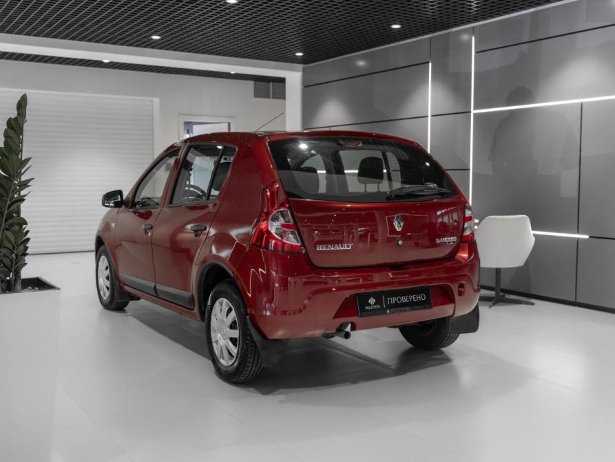 Renault Sandero I Москва  - изображение 4