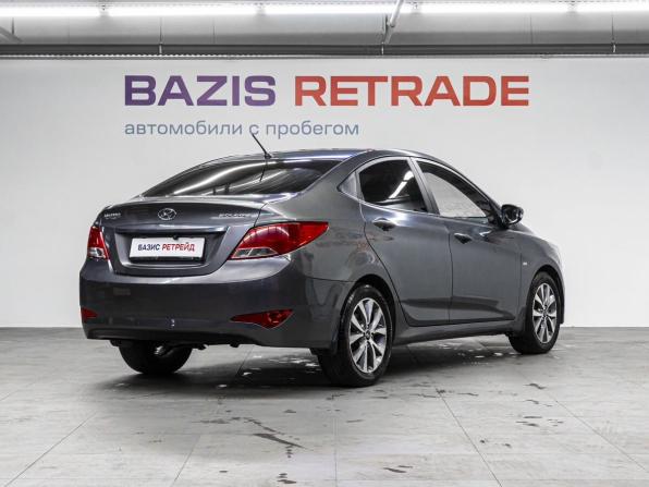 Hyundai Solaris I Рестайлинг с пробегом 2015 года, цена 815 000 рублей, 249930 км, седан, Автокод Объявления
