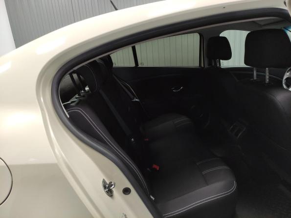 Renault Fluence I Рестайлинг с пробегом 2013 года, цена 650 000 рублей, 143000 км, седан, Автокод Объявления