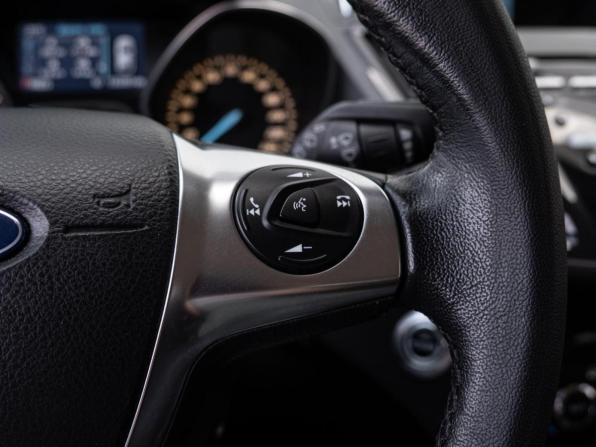 Ford Kuga II с пробегом 2013 года, цена 1 325 000 рублей, 133283 км, внедорожник, Автокод Объявления