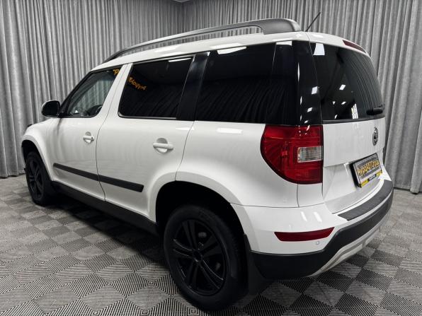 Skoda Yeti I с пробегом 2014 года, цена 890 000 рублей, 174303 км, внедорожник, Автокод Объявления
