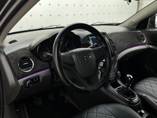 Chevrolet Cruze I с пробегом 2010 года, цена 905 000 рублей, 189531 км, седан, Автокод Объявления