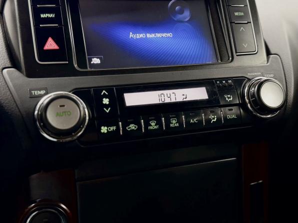 Toyota Land Cruiser Prado 150 Series Рестайлинг 1 с пробегом 2015 года, цена 3 897 000 рублей, 158659 км, внедорожник, Автокод Объявления