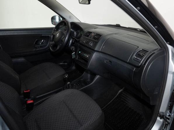 Skoda Fabia II Рестайлинг с пробегом 2013 года, цена 605 000 рублей, 216600 км, хэтчбек, Автокод Объявления