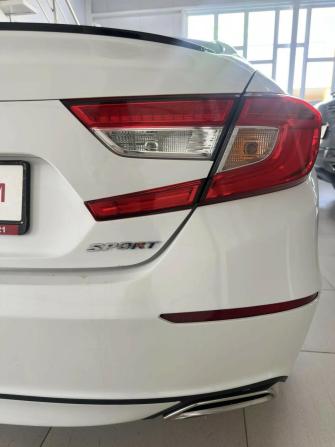 Honda Accord X с пробегом 2018 года, цена 2 080 000 рублей, 118000 км, седан, Автокод Объявления