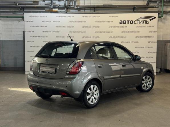 Kia Rio II Рестайлинг с пробегом 2010 года, цена 469 000 рублей, 180000 км, хэтчбек, Автокод Объявления