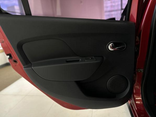Renault Sandero II с пробегом 2016 года, цена 775 000 рублей, 222551 км, хэтчбек, Автокод Объявления