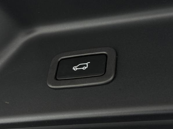Land Rover Range Rover IV Рестайлинг с пробегом 2020 года, цена 8 500 000 рублей, 82400 км, внедорожник, Автокод Объявления