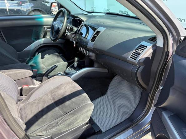 Mitsubishi Outlander II с пробегом 2008 года, цена 925 000 рублей, 269000 км, внедорожник, Автокод Объявления