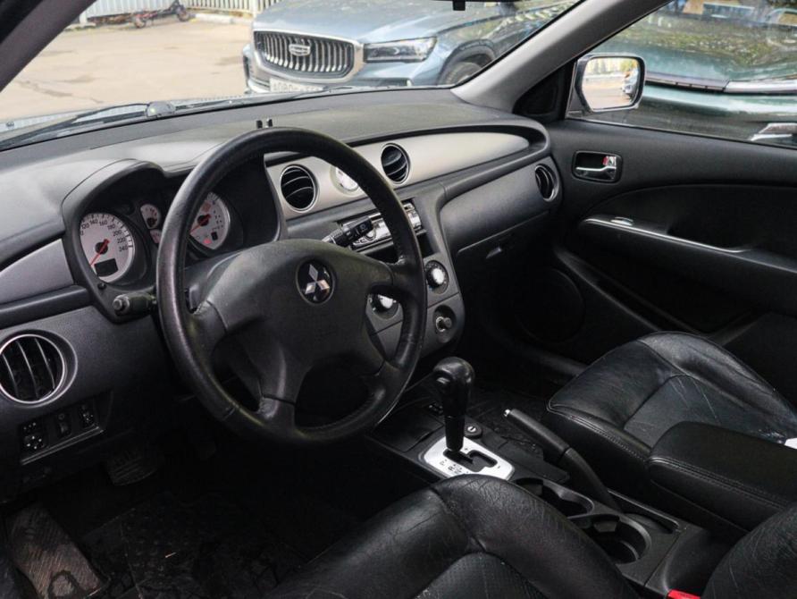 Mitsubishi Outlander I Москва  - изображение 12