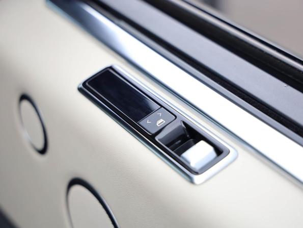 Land Rover Range Rover IV Рестайлинг с пробегом 2020 года, цена 5 449 000 рублей, 188519 км, внедорожник, Автокод Объявления