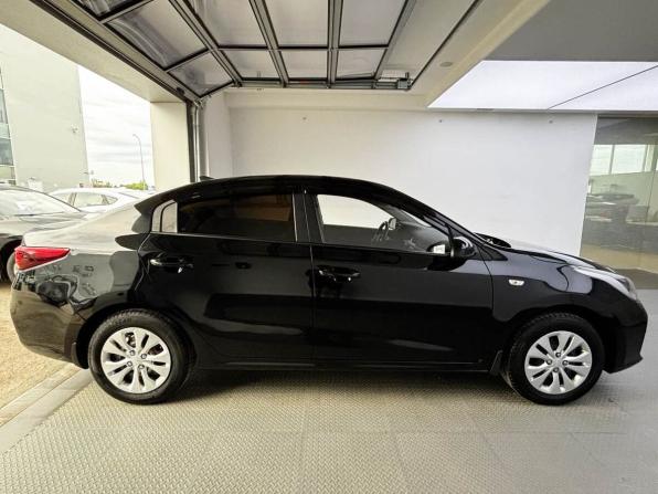 Kia Rio IV с пробегом 2017 года, цена 1 025 000 рублей, 199000 км, седан, Автокод Объявления