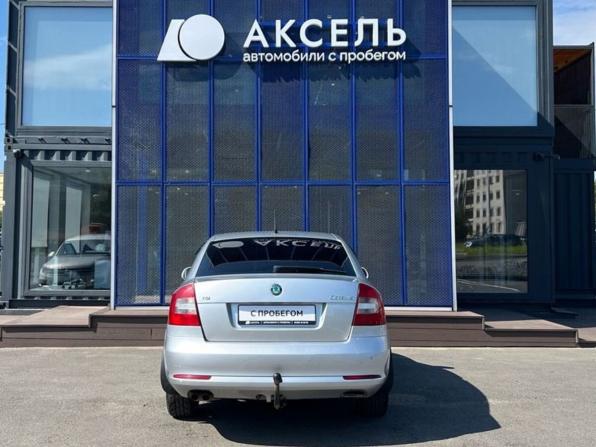 Skoda Octavia II (A5) Рестайлинг с пробегом 2012 года, цена 715 000 рублей, 220000 км, лифтбек, Автокод Объявления