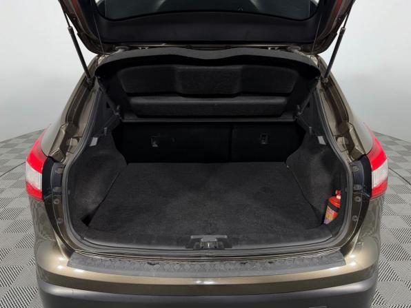 Nissan Qashqai II с пробегом 2014 года, цена 1 369 000 рублей, 188538 км, внедорожник, Автокод Объявления