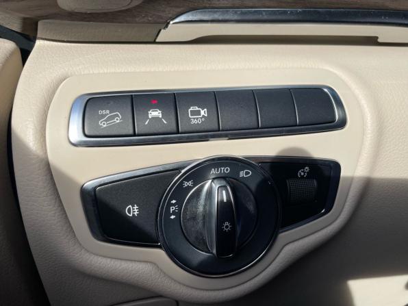 Mercedes-Benz V-Класс III (W447) Рестайлинг с пробегом 2023 года, цена 10 300 000 рублей, 57018 км, минивэн, Автокод Объявления