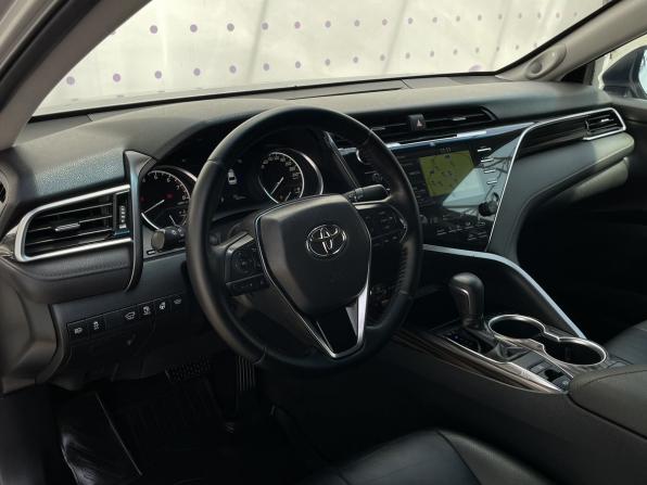 Toyota Camry VIII (XV70) с пробегом 2019 года, цена 2 990 000 рублей, 68324 км, седан, Автокод Объявления