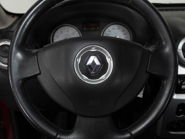 Renault Sandero I с пробегом 2013 года, цена 722 000 рублей, 117230 км, хэтчбек, Автокод Объявления